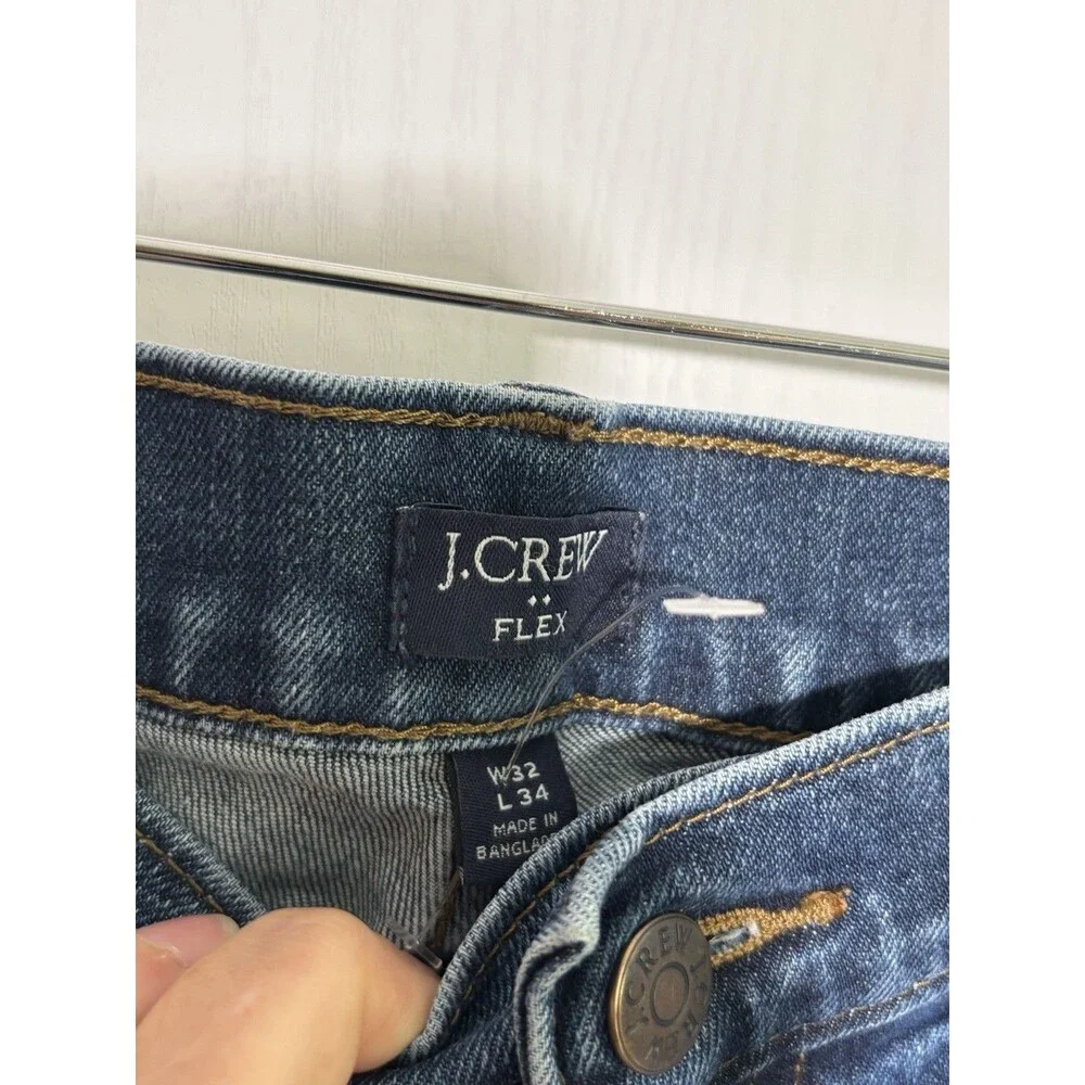 J. Crew sits waist